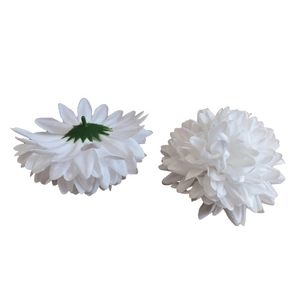 Krizantém virágfej - 11 cm - Fehér
